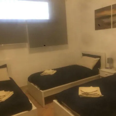 Roxi's House Бари